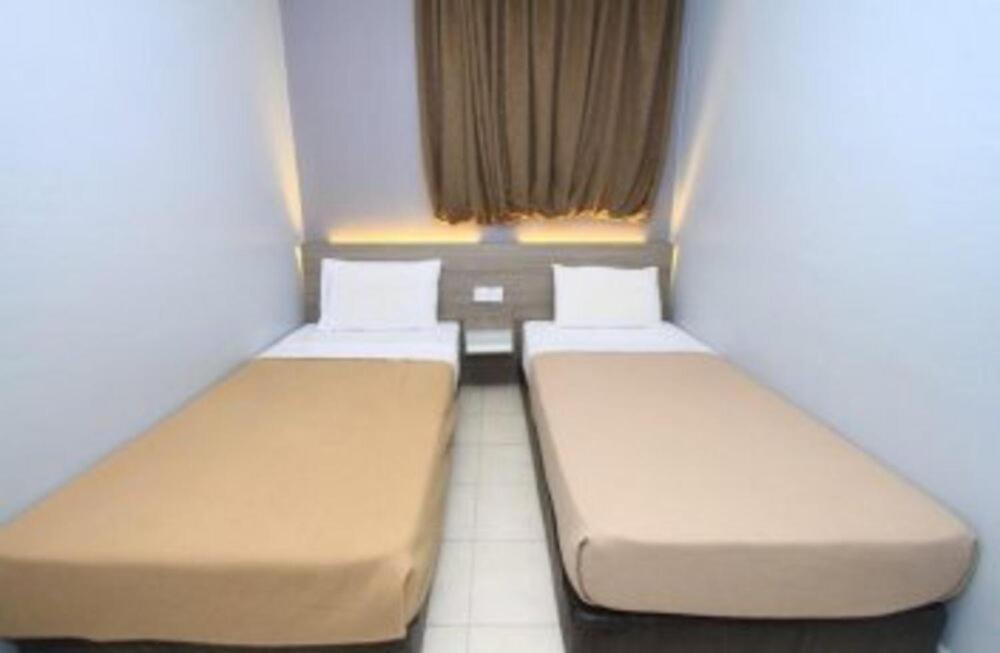 Yellow Mansion Hotel Malacca Ngoại thất bức ảnh