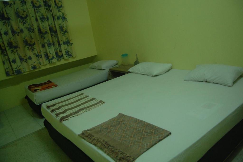 Yellow Mansion Hotel Malacca Ngoại thất bức ảnh