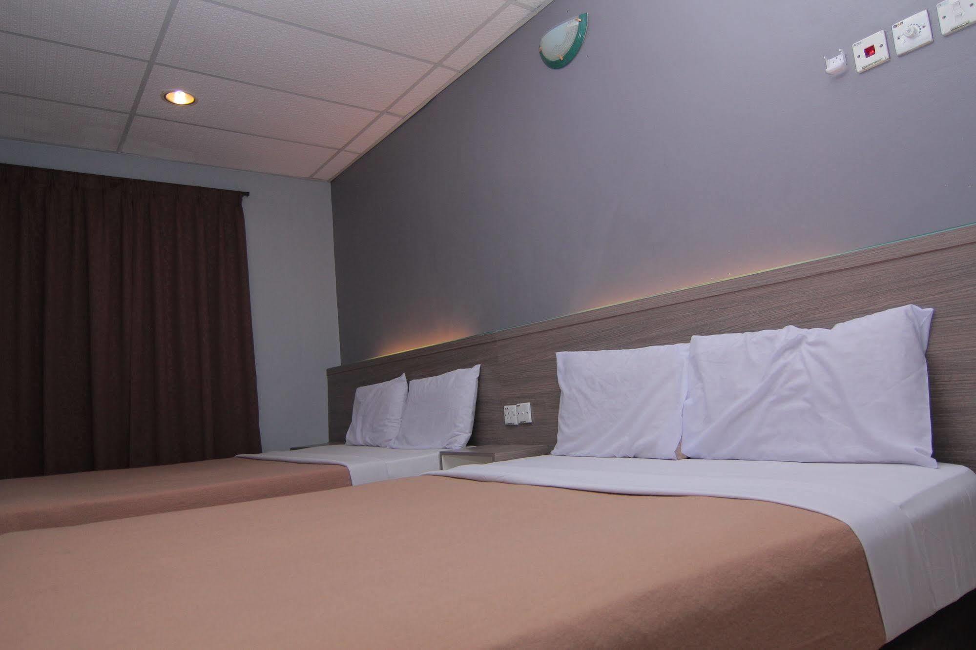 Yellow Mansion Hotel Malacca Ngoại thất bức ảnh